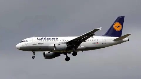 Cómo conseguir que te devuelvan el dinero cuando se retrase tu vuelo Cómo conseguir que te devuelvan el dinero cuando se retrase tu vuelo