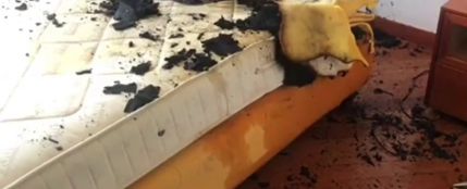 Arde una casa en Valladolid por la explosión de un cargador de móvil