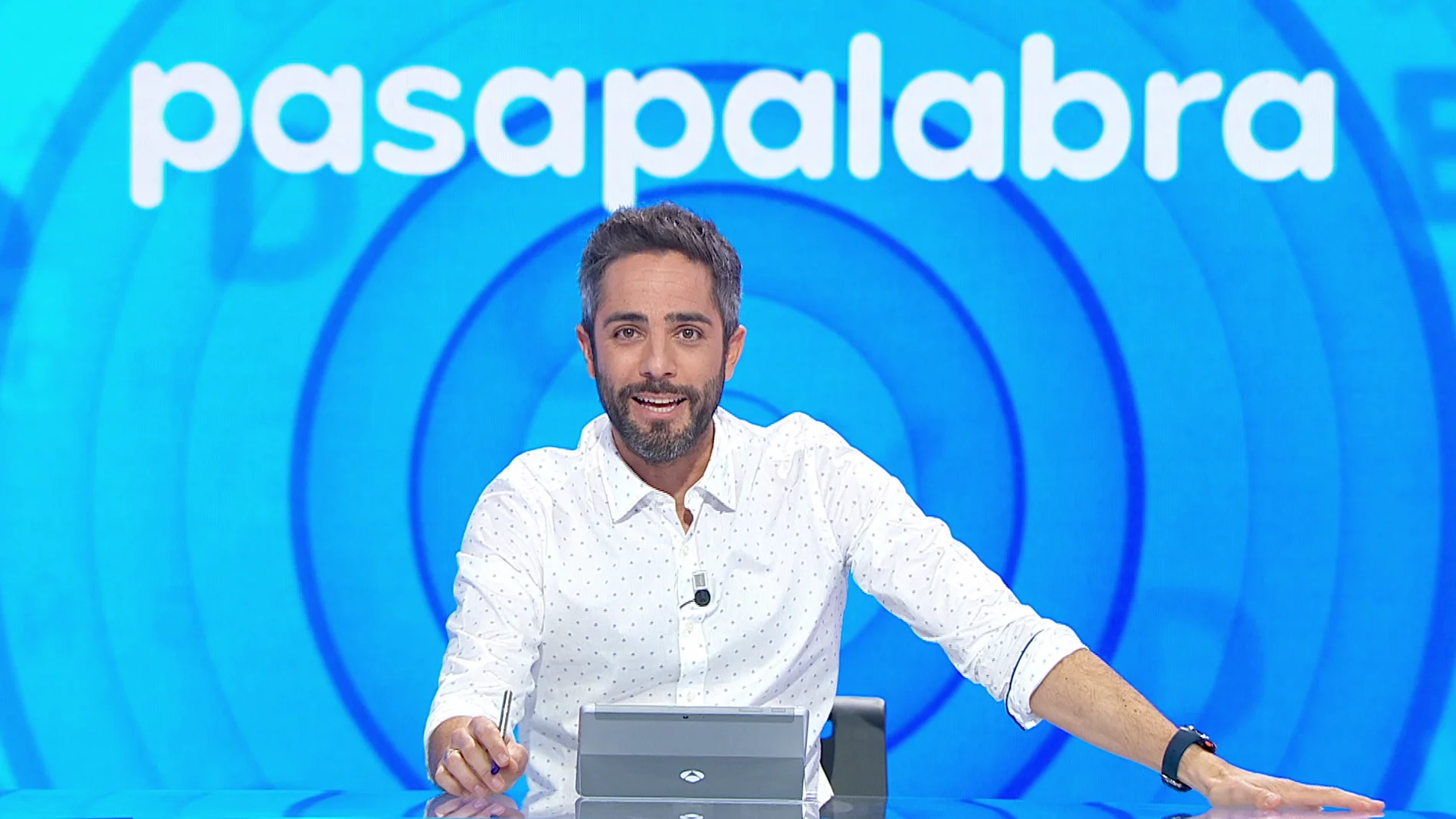 Roberto Leal lanza una propuesta muy loca que asombra a todos en el plató de ‘Pasapalabra’ Roberto Leal lanza una propuesta muy loca que asombra a todos en el plató de ‘Pasapalabra’