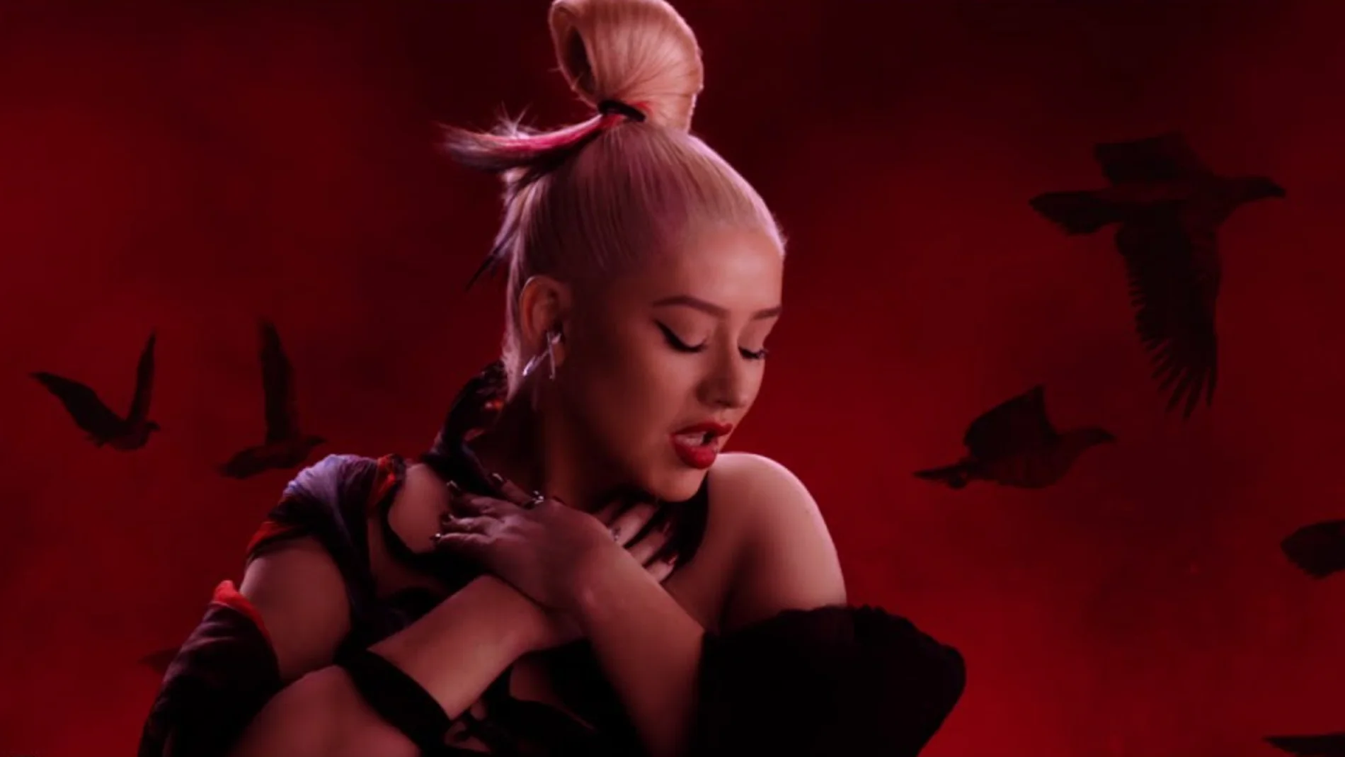 Christina Aguilera en el vídeo de 'Loyal Brave True' Christina Aguilera en el vídeo de 'Loyal Brave True'