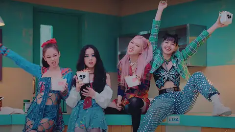 BLACKPINK en el vídeo de 'Lovesick Girls' BLACKPINK en el vídeo de 'Lovesick Girls'