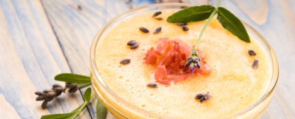 Crema fría de melón con jamón