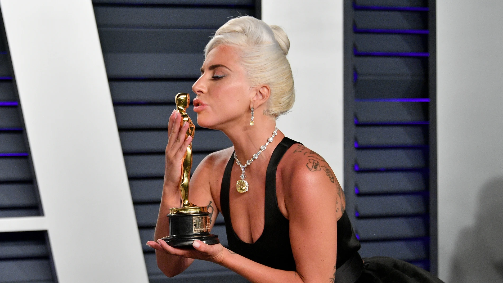 Lady Gaga en la fiesta de Vanity Fair en los Premios Oscar 2019 Lady Gaga en la fiesta de Vanity Fair en los Premios Oscar 2019