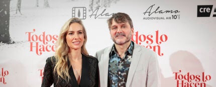 Los actores Kira Miró y Salva Reina