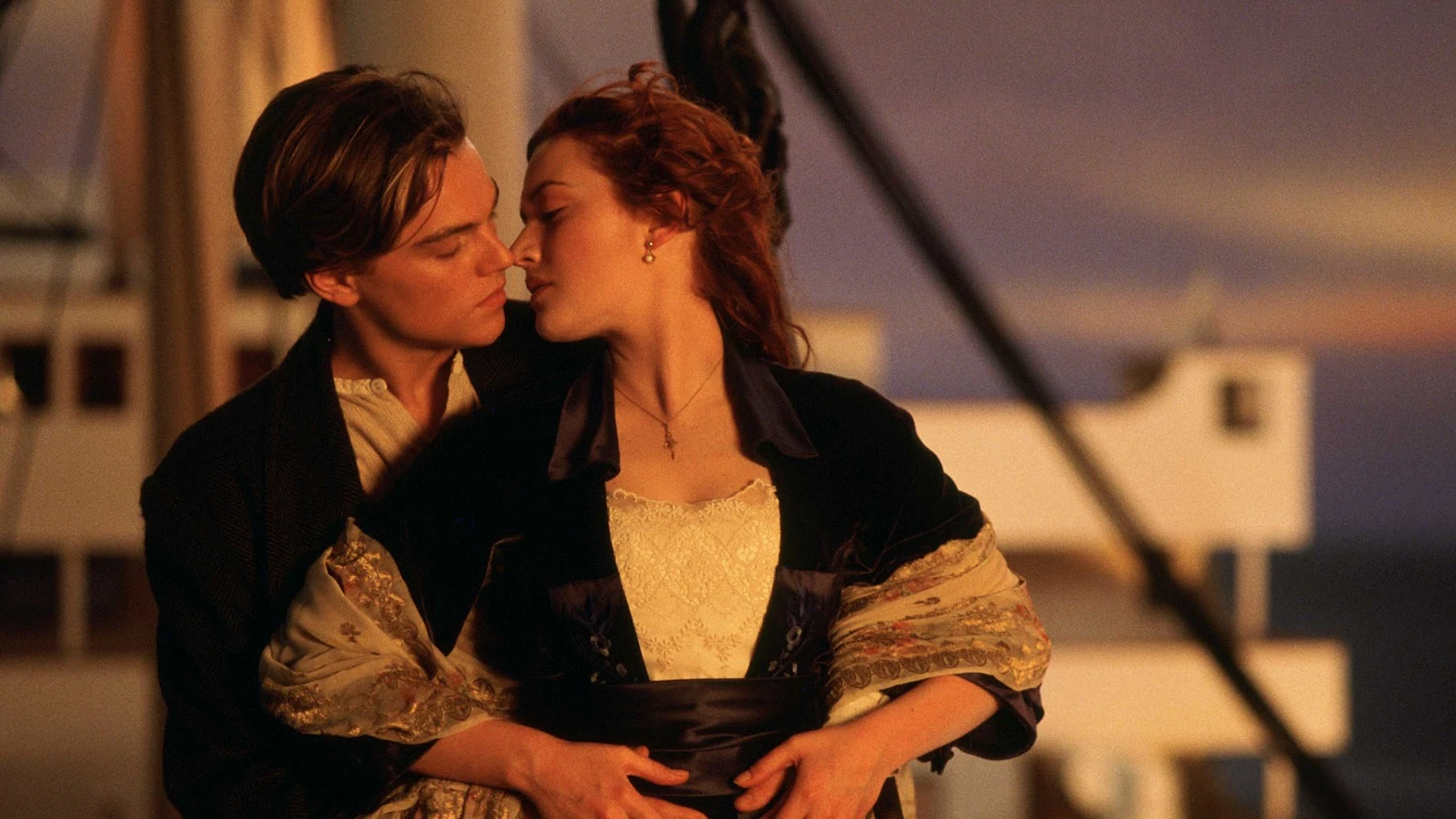 Jack y Rose en 'Titanic' Jack y Rose en 'Titanic'