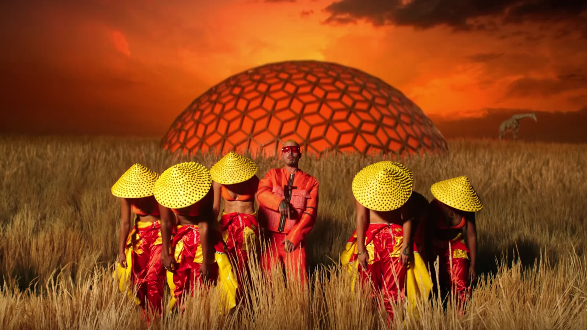 J Balvin en 'Amarillo' J Balvin en 'Amarillo'