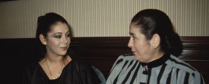 Isabel Pantoja con su madre, Ana Martín Isabel Pantoja con su madre, Ana Martín