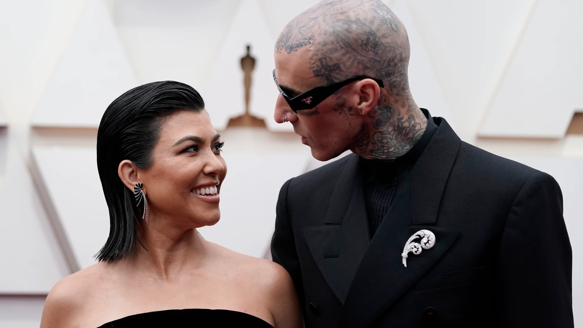 Kourtney Kardashian y Travis Baker, en los Oscar 2022 Kourtney Kardashian y Travis Baker, en los Oscar 2022