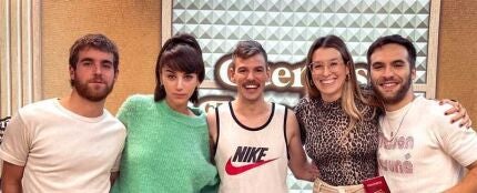 Guillem Barbosa, Claudia Salas y Ricardo Gómez en 'Cuerpos especiales'
