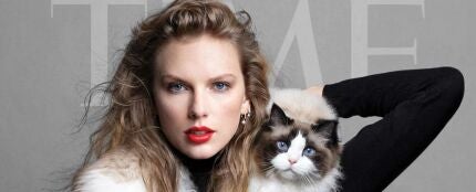 Taylor Swift en la portada de la revista Time con su gato Benjamin Button Taylor Swift en la portada de la revista Time con su gato Benjamin Button