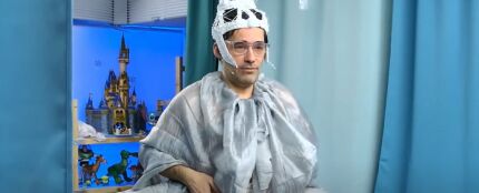 Jordi Cruz recrea el vestido de cristales de leche materna de las Campanadas Jordi Cruz recrea el vestido de cristales de leche materna de las Campanadas